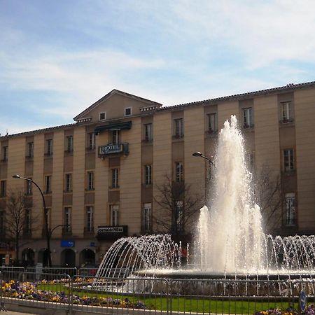 מילאו Hotel Du Commerce מראה חיצוני תמונה