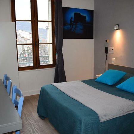 מילאו Hotel Du Commerce מראה חיצוני תמונה